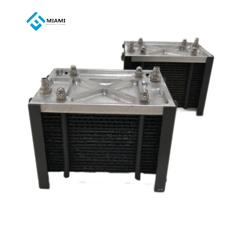 ဒရုန်းများတွင် အသုံးပြုရန် 100w အိတ်ဆောင် 12v အသေးစား ဟိုက်ဒရိုဂျင် လောင်စာဆဲလ်