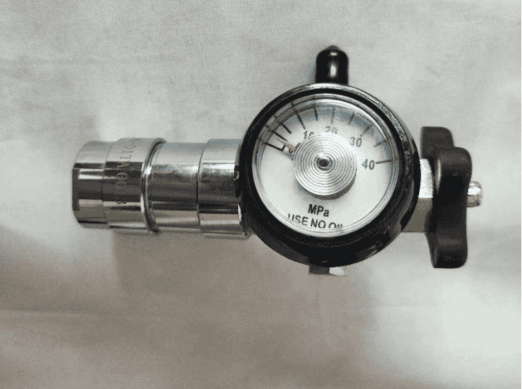 Hydrogen tanks valve